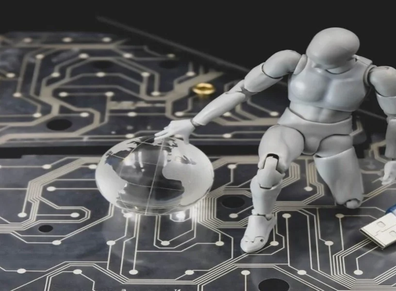 cyber-security-and-robot-machine-1024x683-1